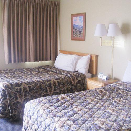 Silver Spur Motel Lander Room photo